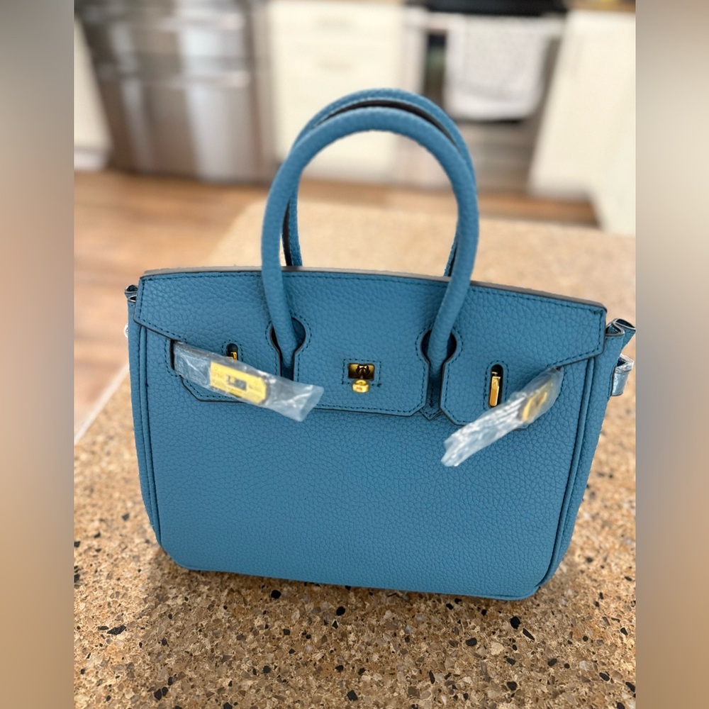 Elegant Blue Handbag